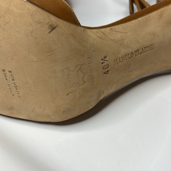 Manolo Blahnik Brown Leather Women's Heels - Picture 6 of 13